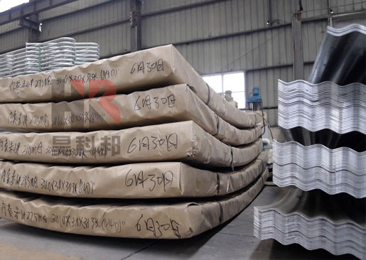 鍍鋅板加工設備生產(chǎn)廠家 圍板制造工廠 鍍鋅板定制